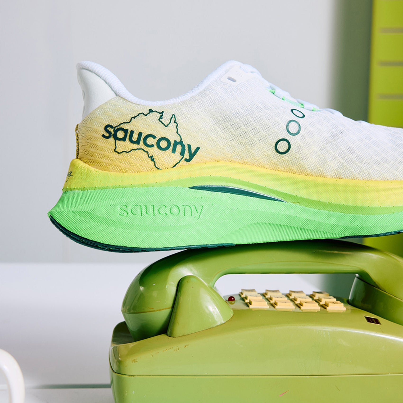 Saucony