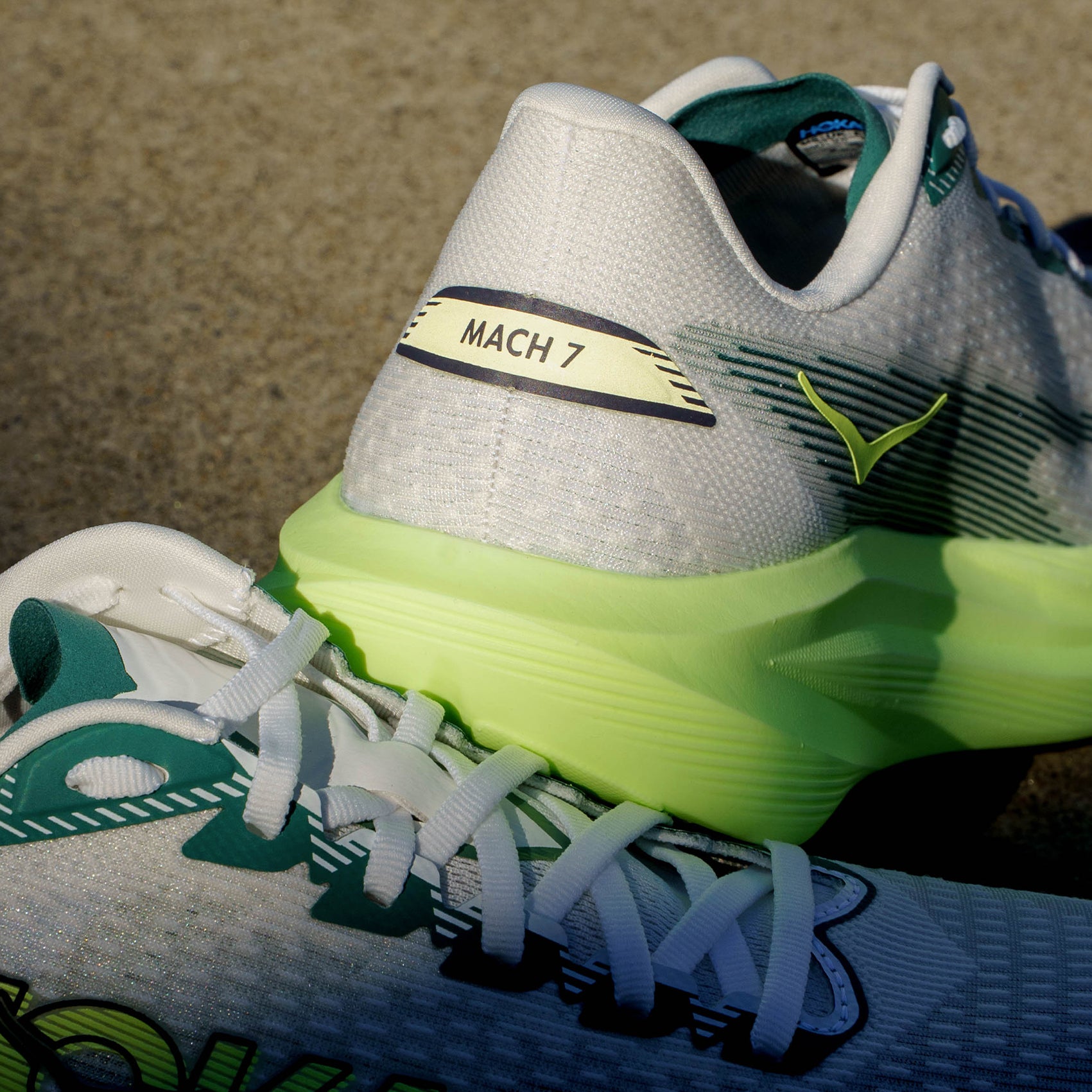 Womens HOKA Mach 7