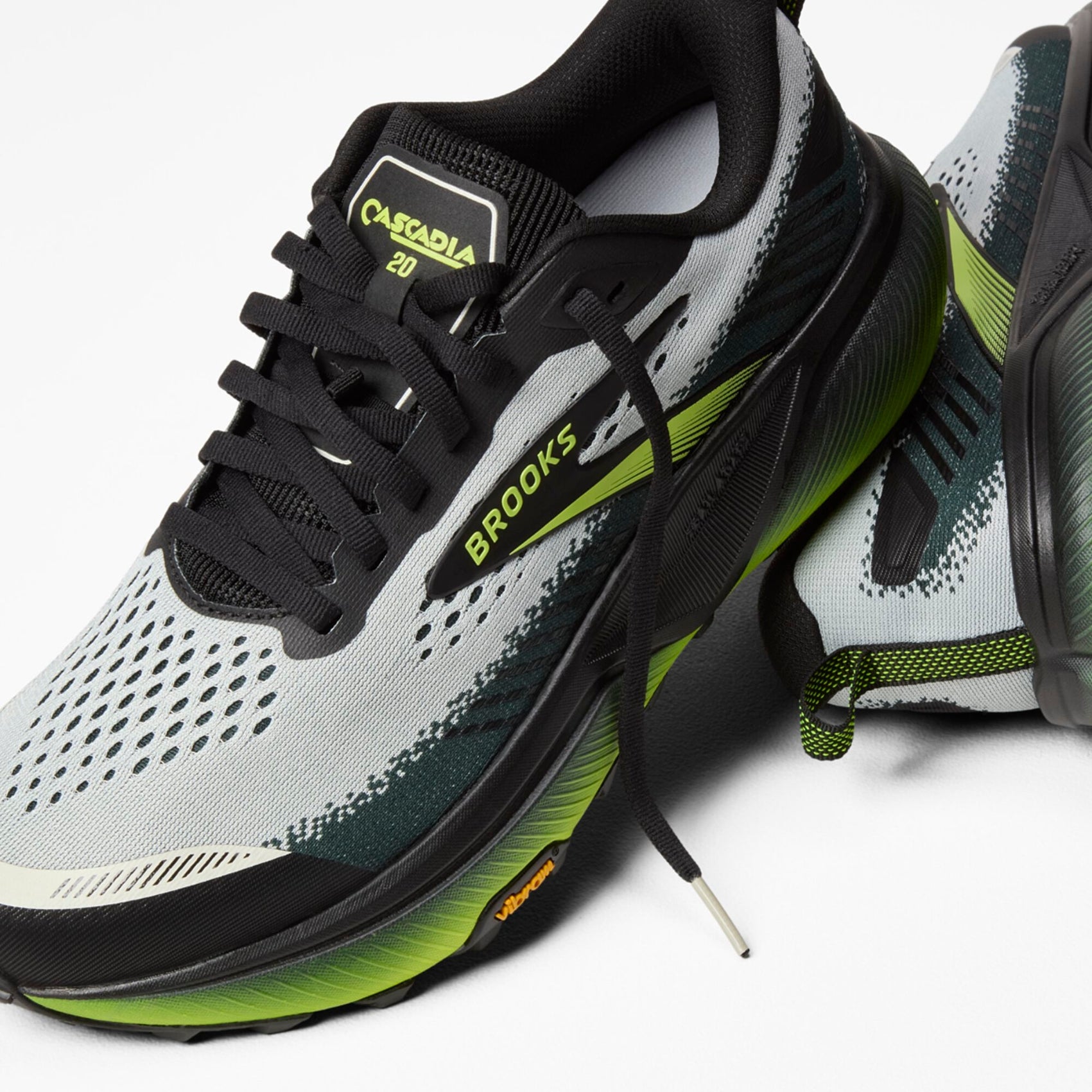 Mens Brooks Cascadia 20