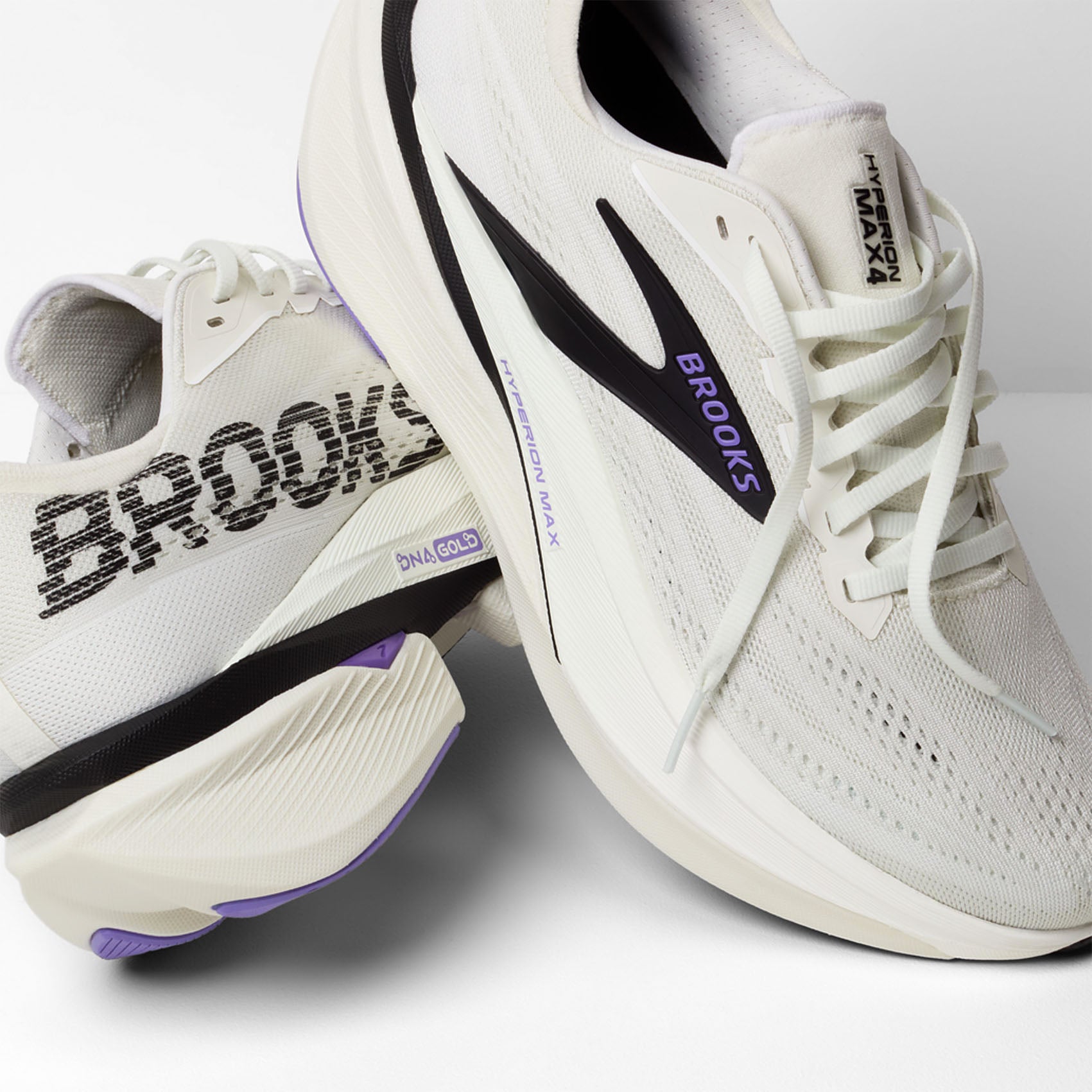 Mens Brooks Hyperion Max 4