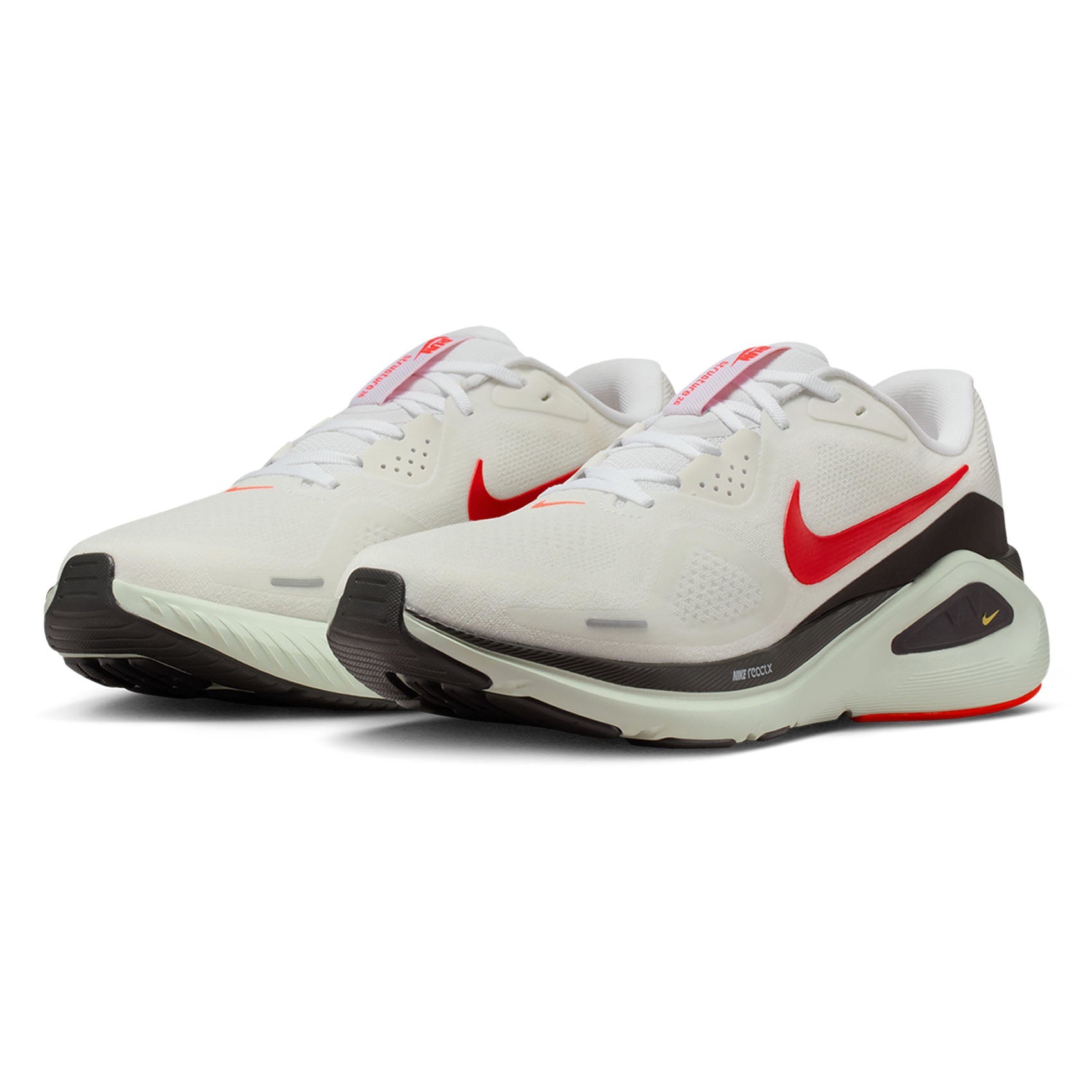 Mens Nike Structure 26