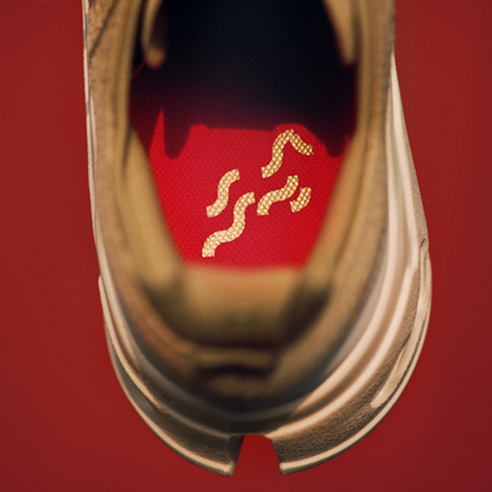 Mens On Running Cloudsurfer Max Year of the Horse