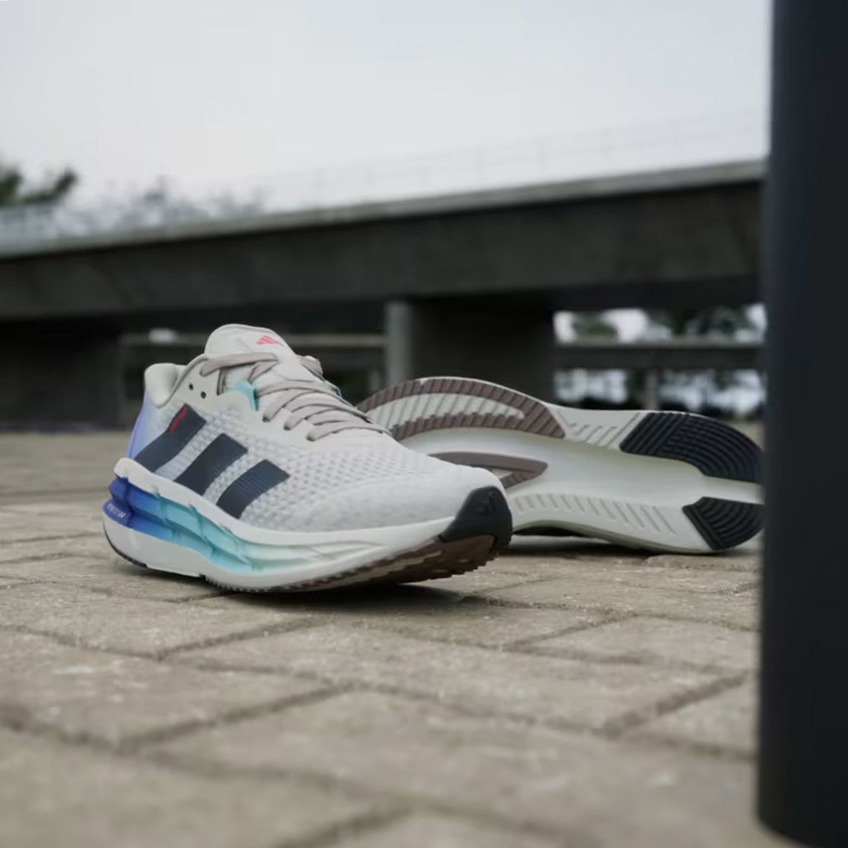 Mens adidas Adistar 3