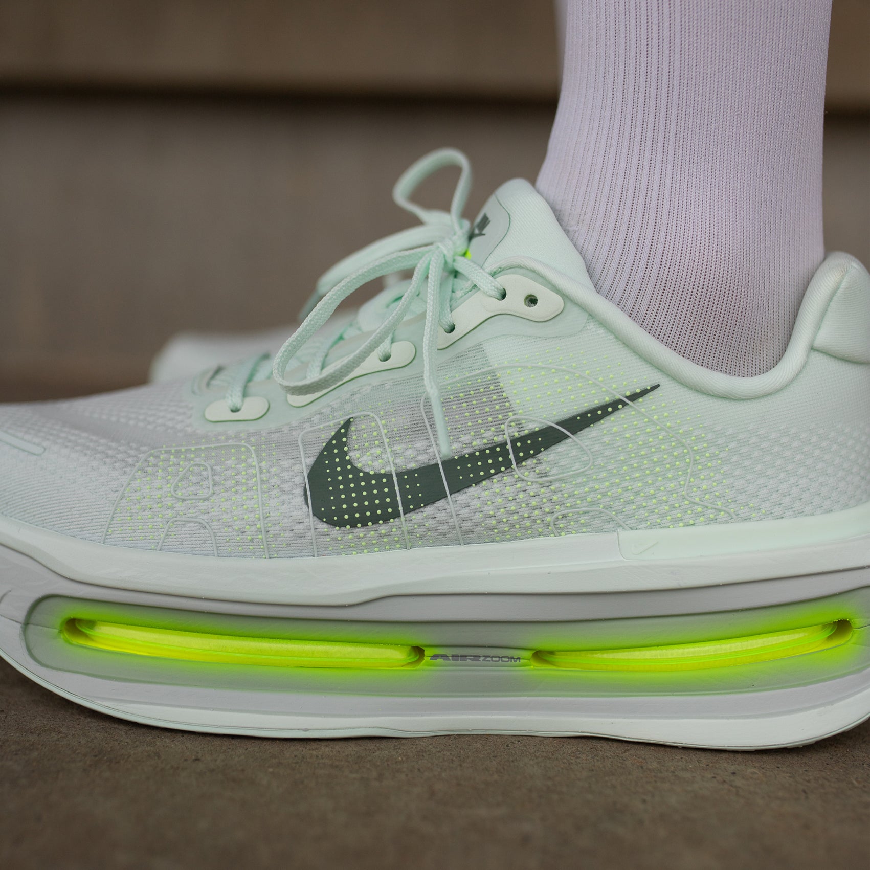 Mens Nike Vomero Premium
