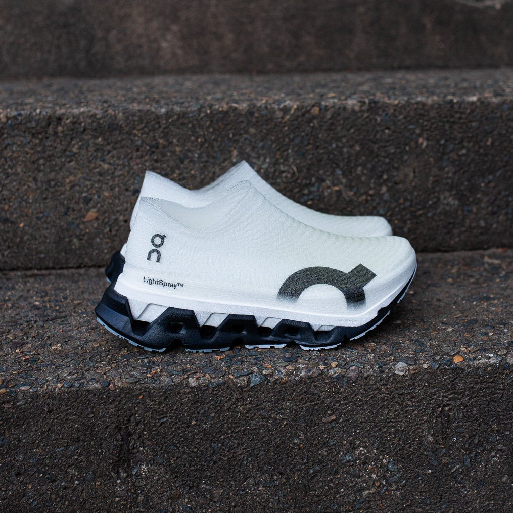 Unisex On Running LightSpray Cloudmonster 3 Hyper