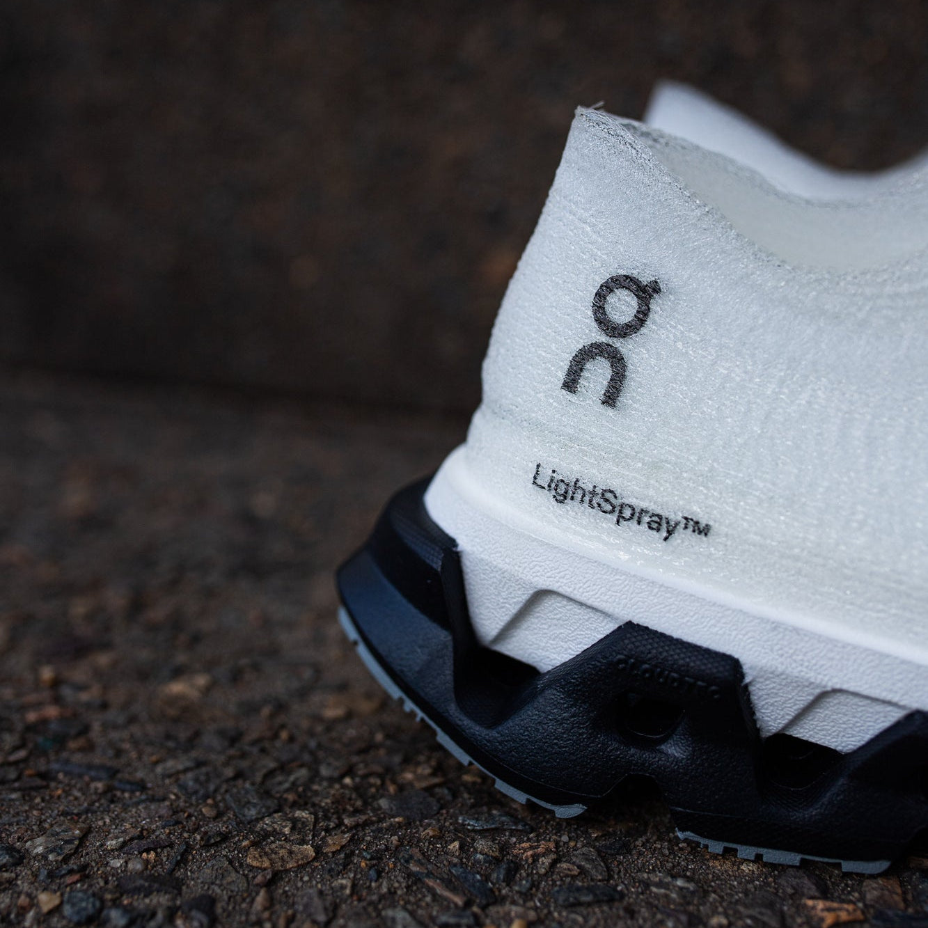 Unisex On Running LightSpray Cloudmonster 3 Hyper
