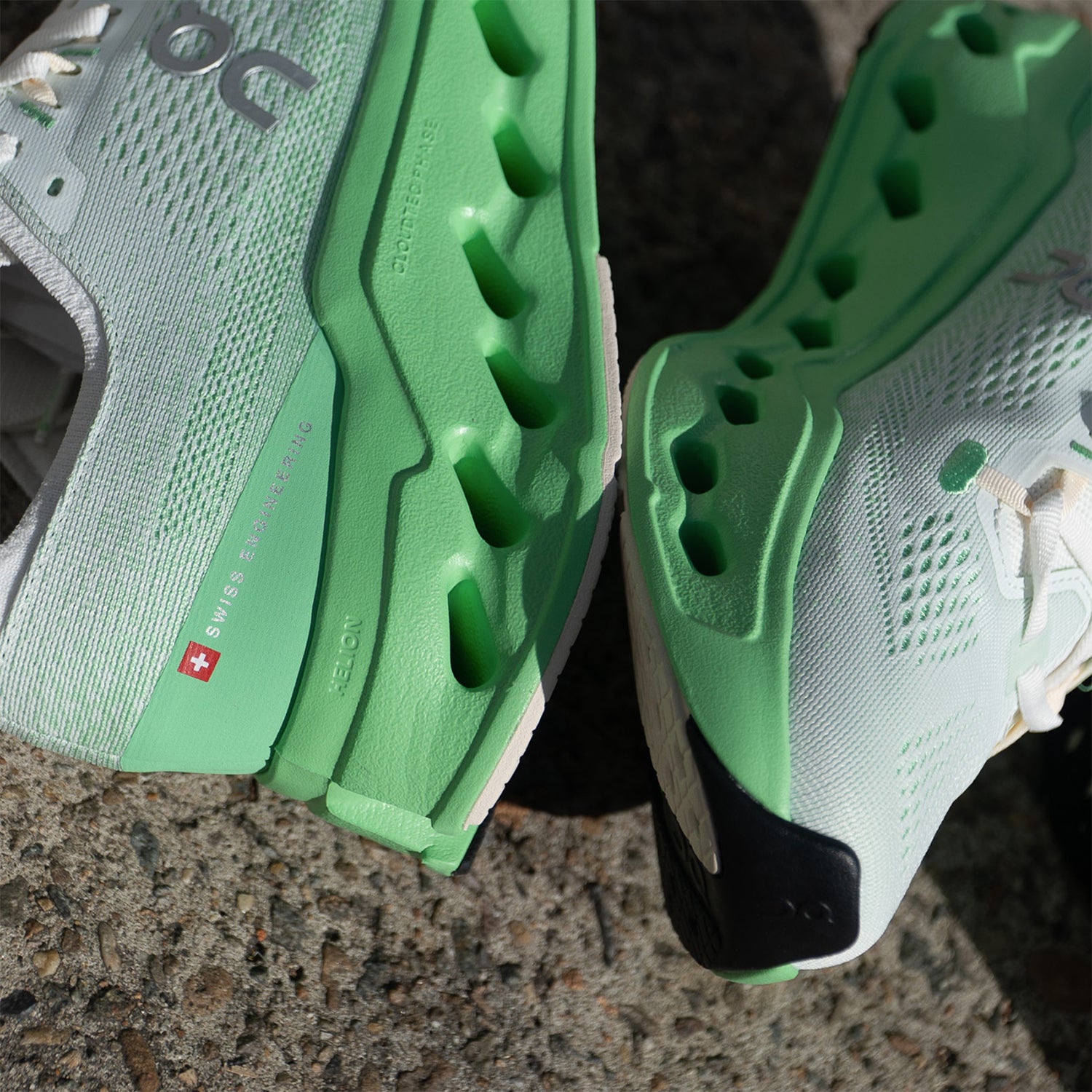 Womens On Running Cloudsurfer Max