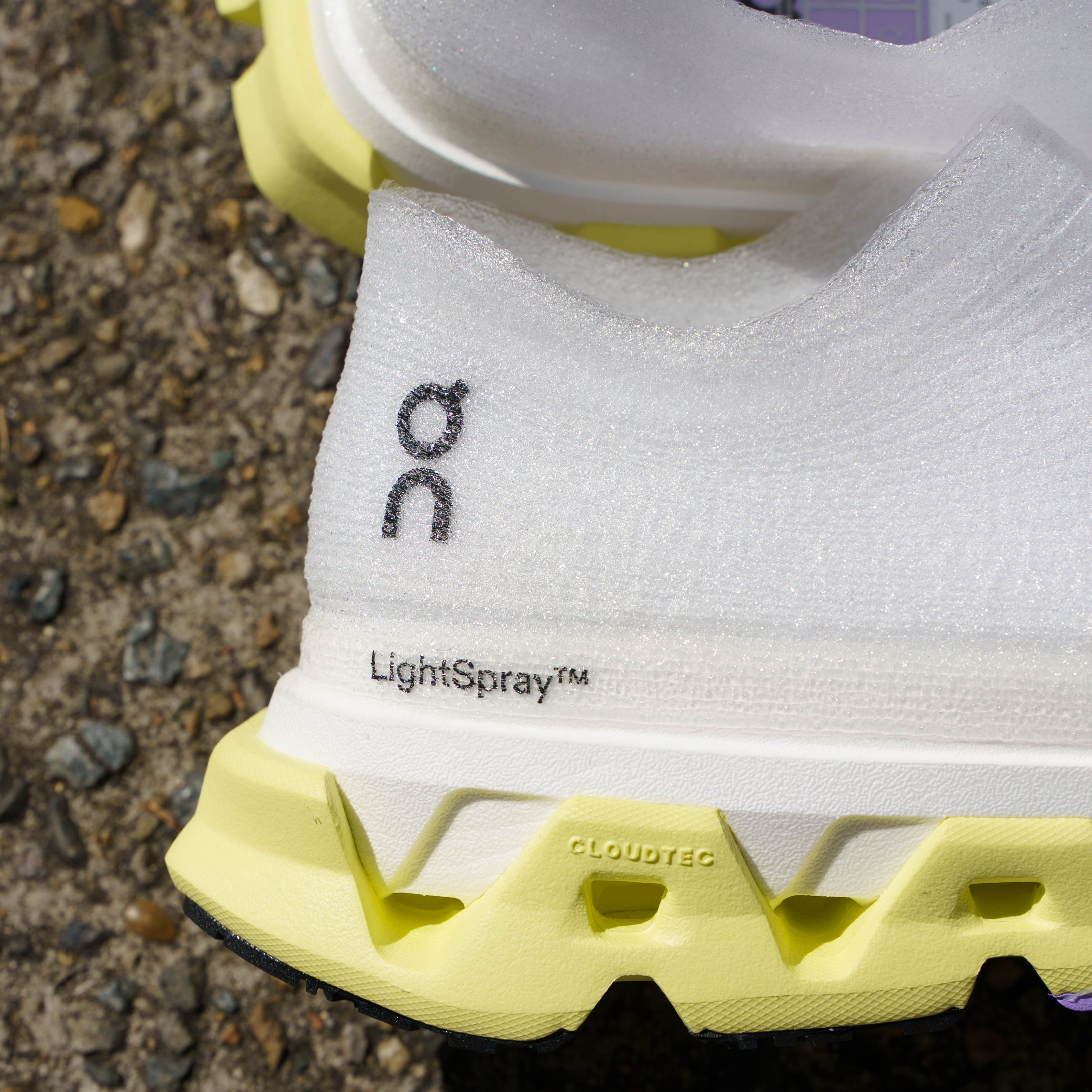 Unisex On Running LightSpray Cloudmonster 3 Hyper