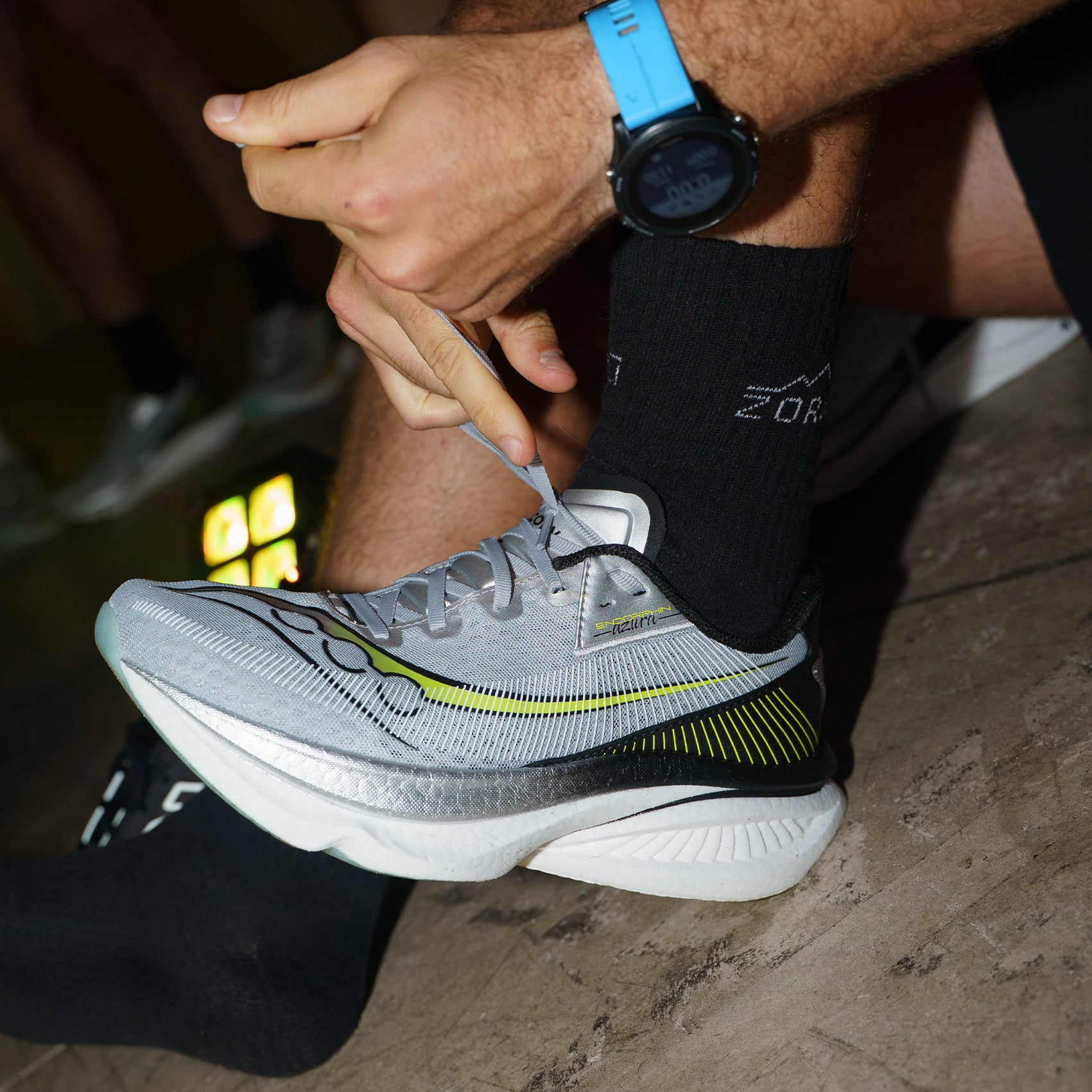 Mens Saucony Endorphin Azura