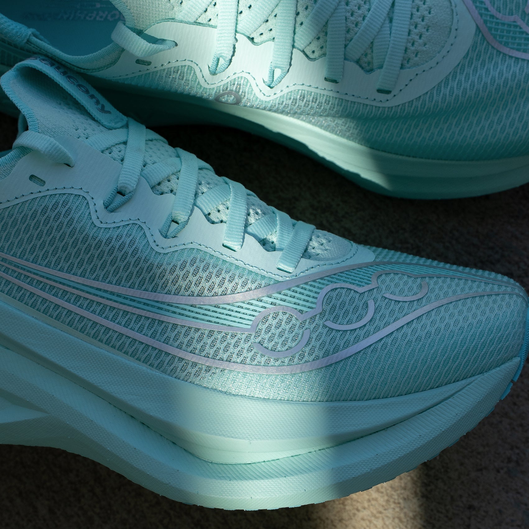 Womens Saucony Endorphin Pro 5