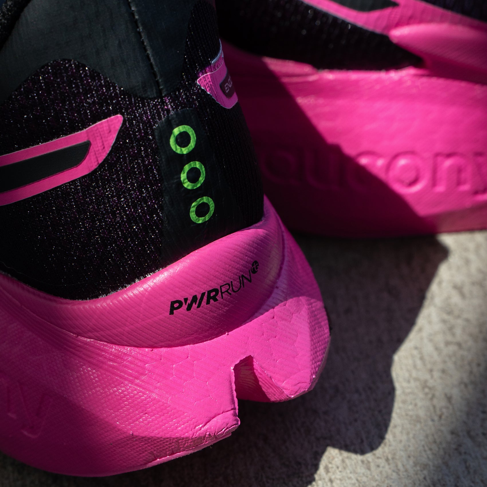 Womens Saucony Endorphin Pro 5