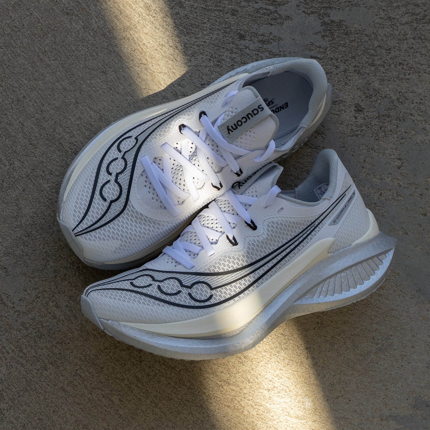 Womens Saucony Endorphin Pro 5