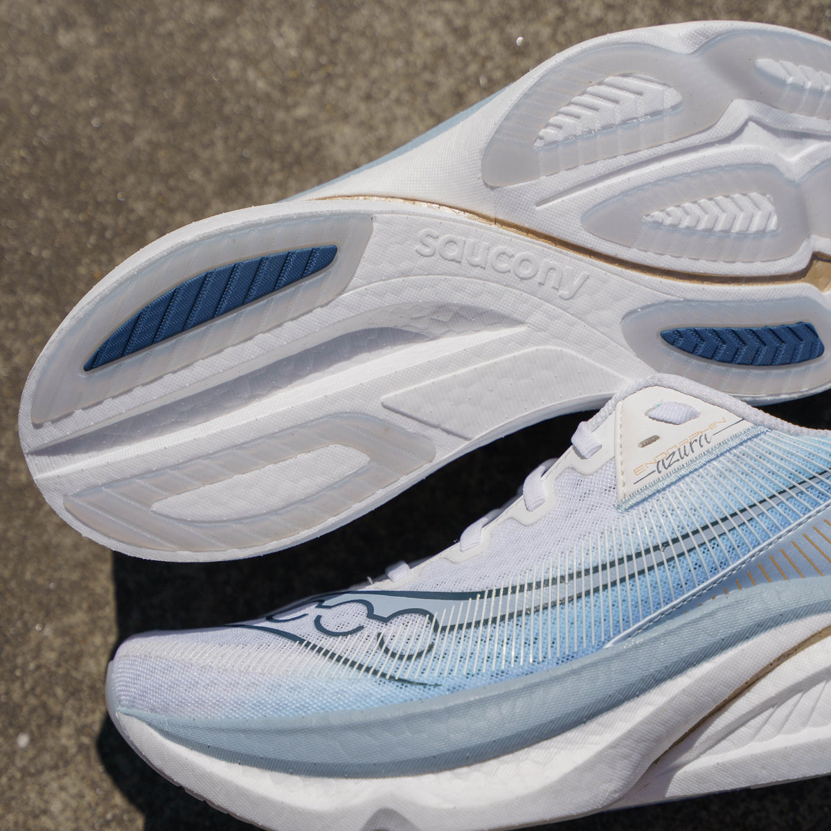 Womens Saucony Endorphin Azura