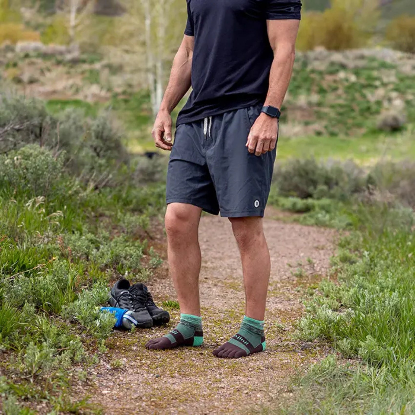 Unisex Injinji Trail Midweight Mini-Crew Socks