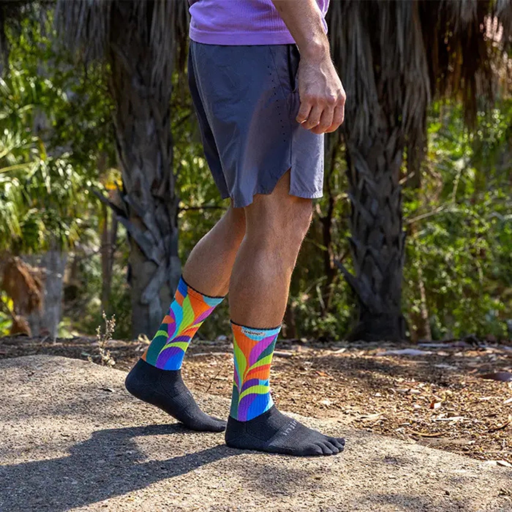 Unisex Injinji Trail Spectrum Midweight Crew Socks