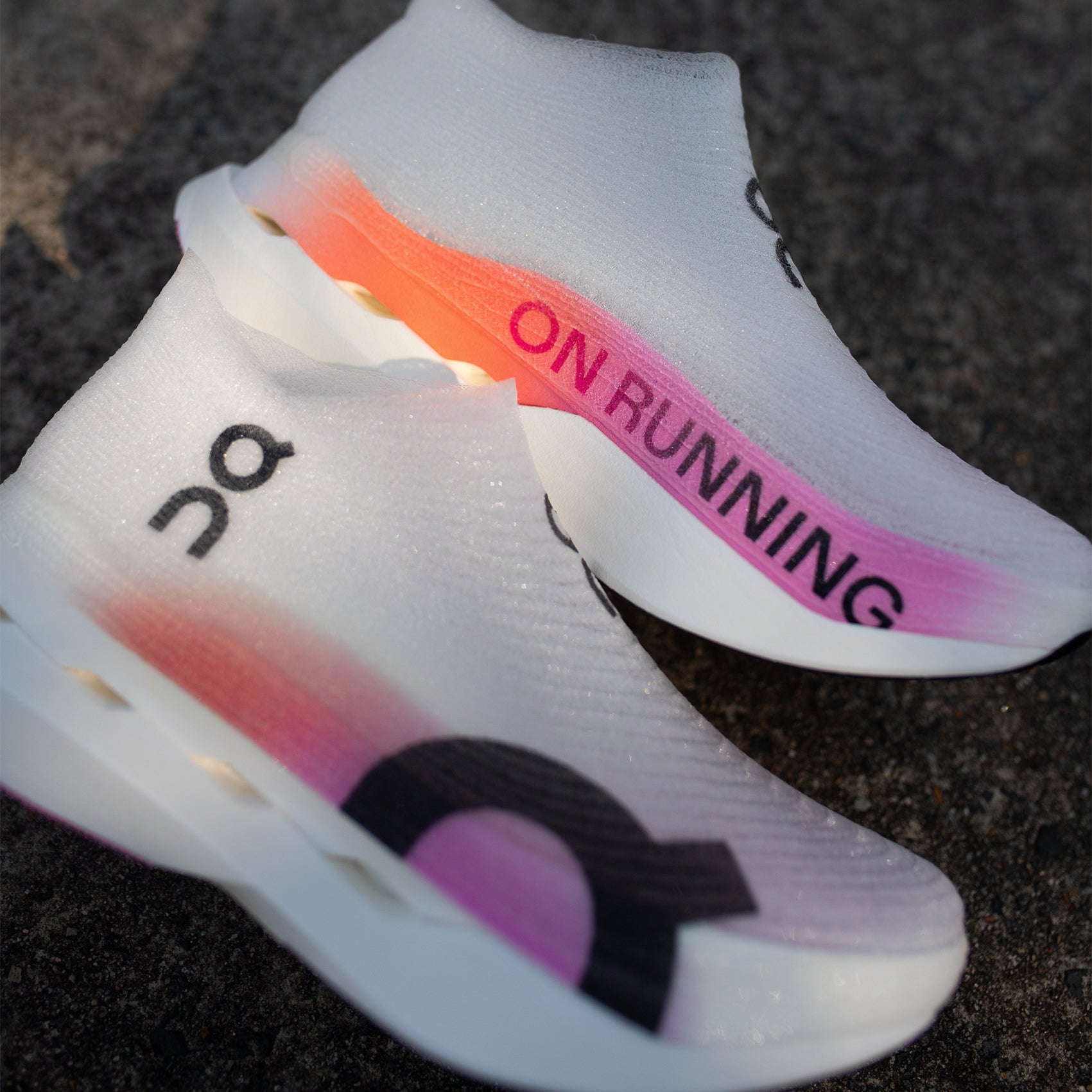 Unisex On Running Cloudboom Strike LS