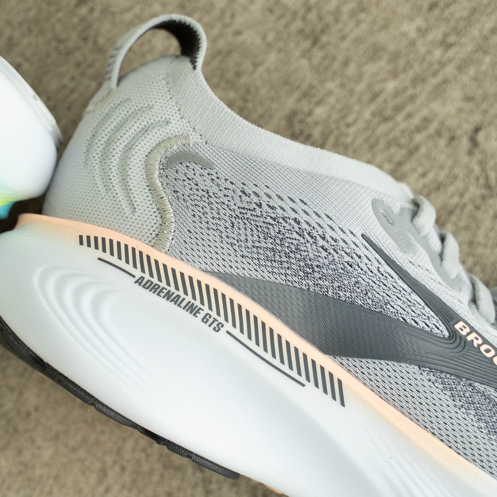 Womens Brooks Adrenaline GTS 25