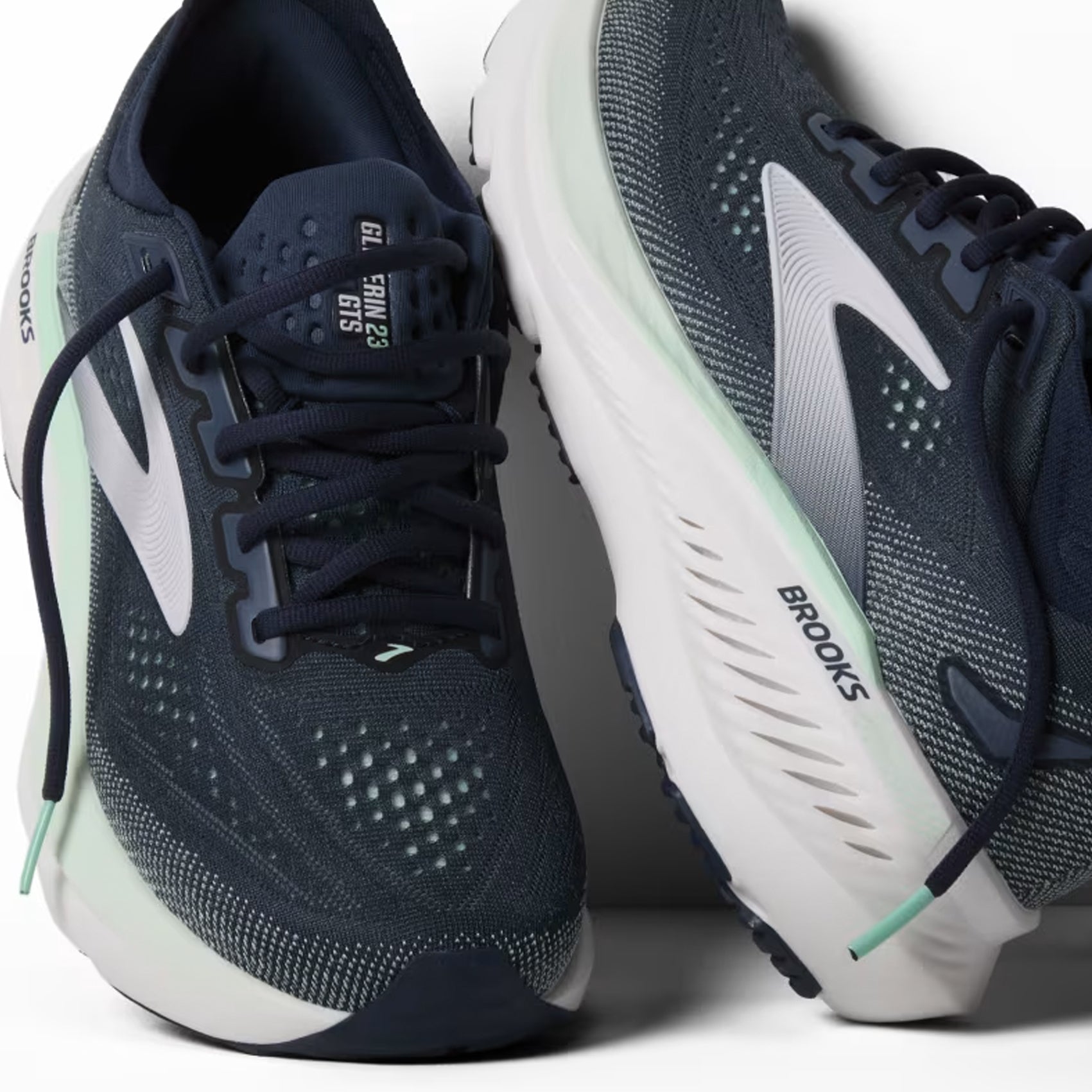 Womens Brooks Glycerin GTS 23 (Wide)
