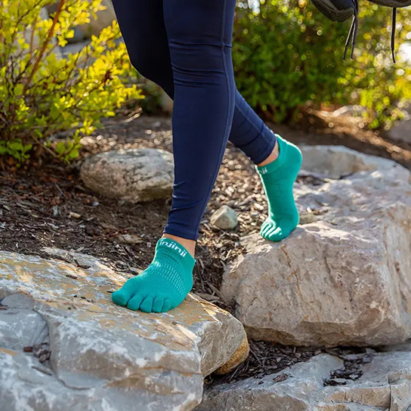 Womens Injinji Run Lightweight No-Show Socks