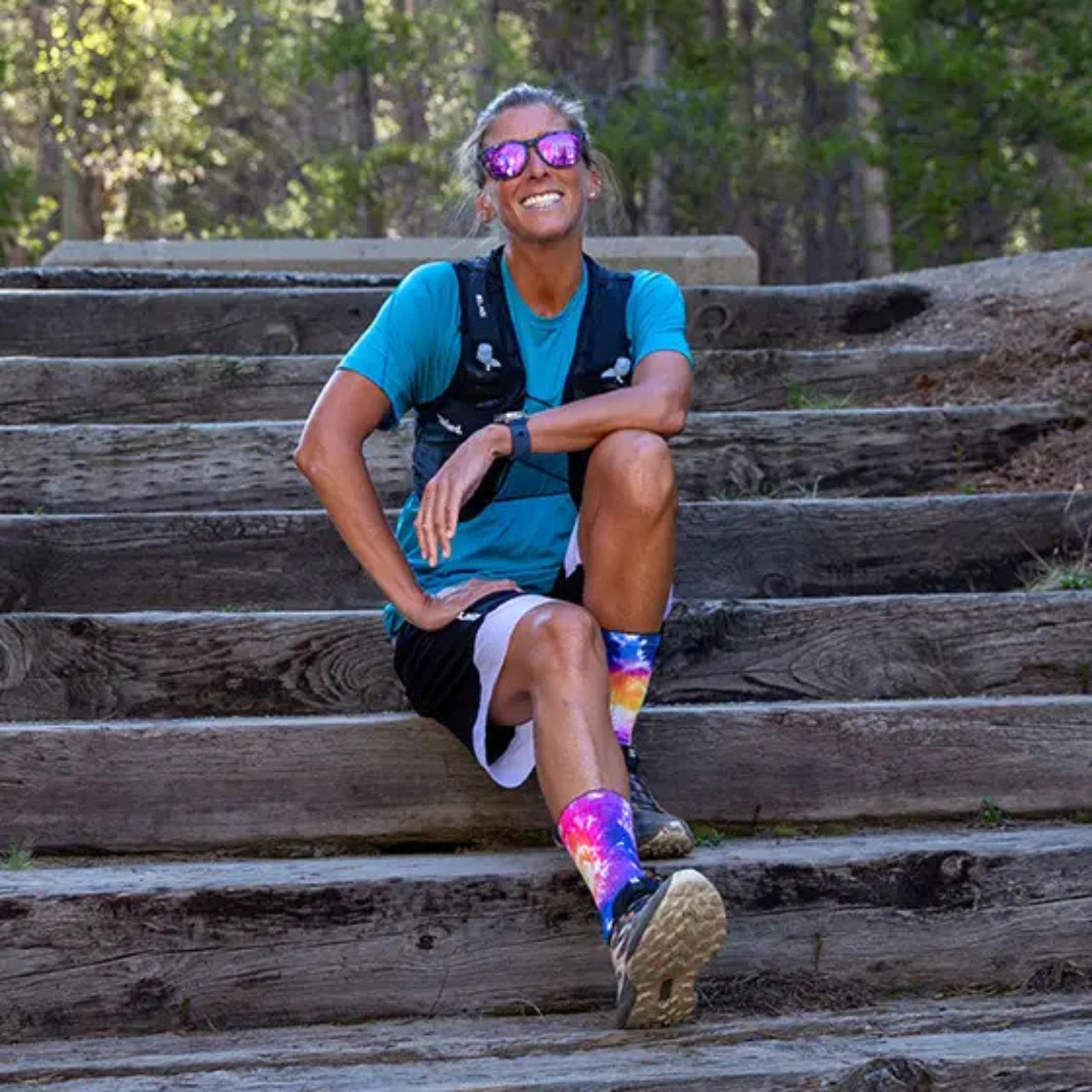 Womens Injinji Trail The Courtney Crew Midweight Crew Socks