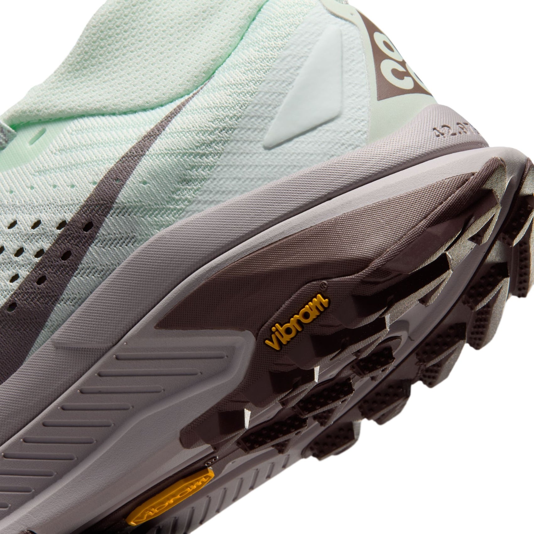 Womens Nike ACG Zegama