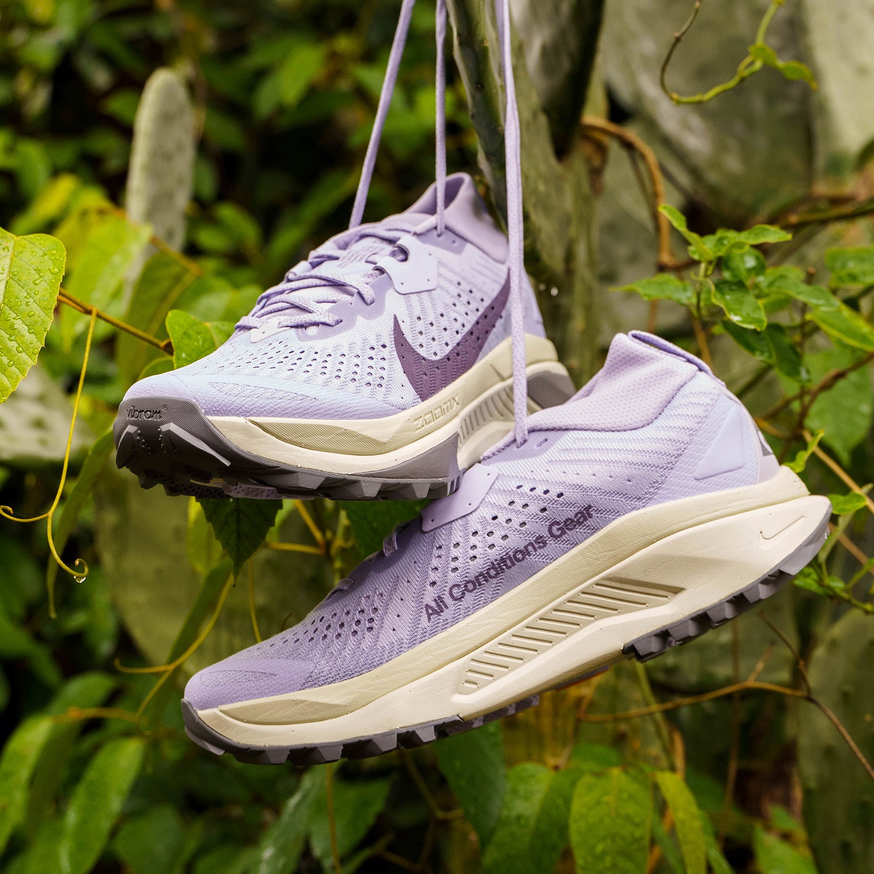 Womens Nike ACG Zegama
