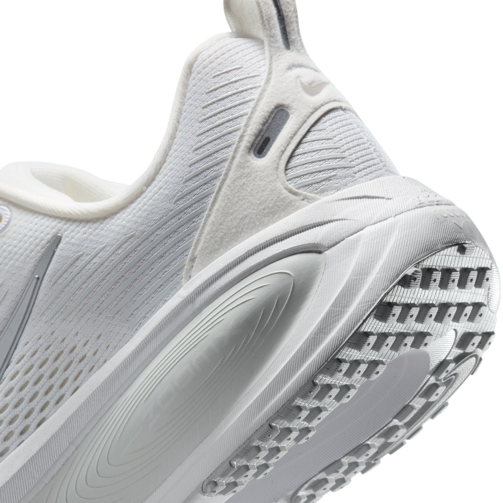 Womens Nike Vomero 18