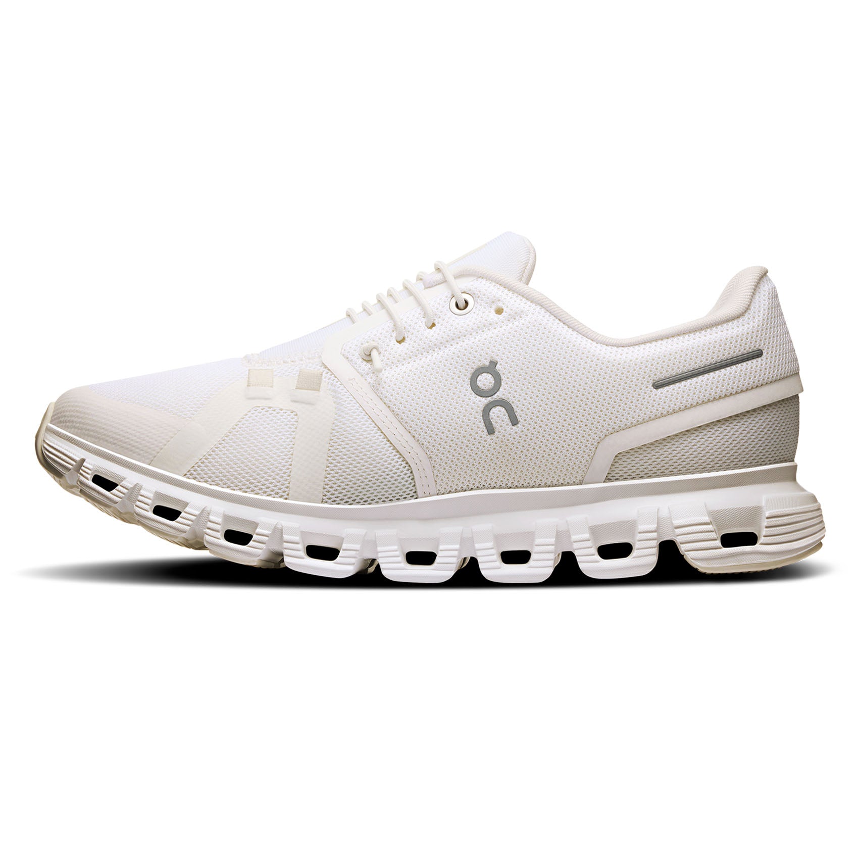 Womens On Running Cloud 6 (Wide)