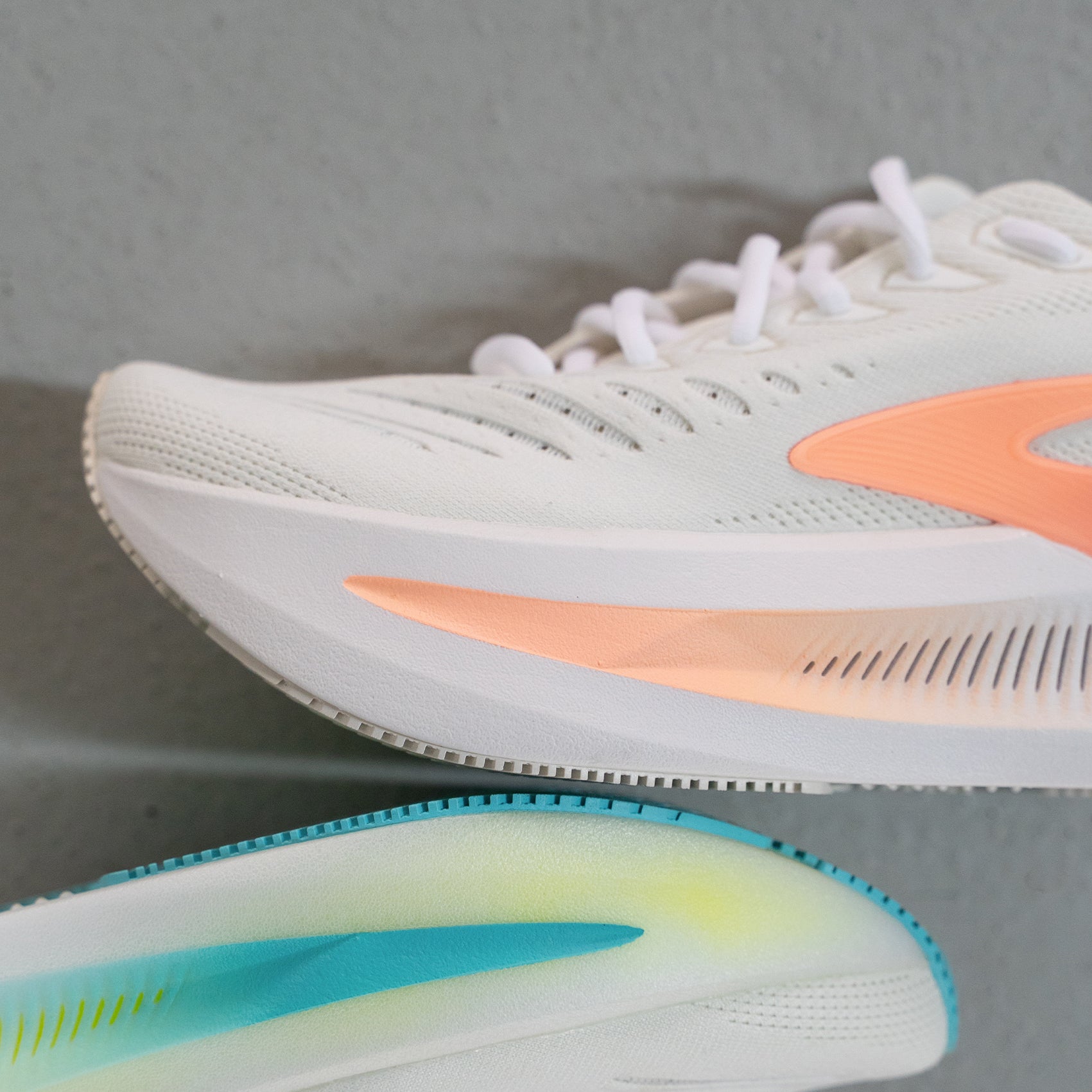 Womens Brooks Glycerin Max 2