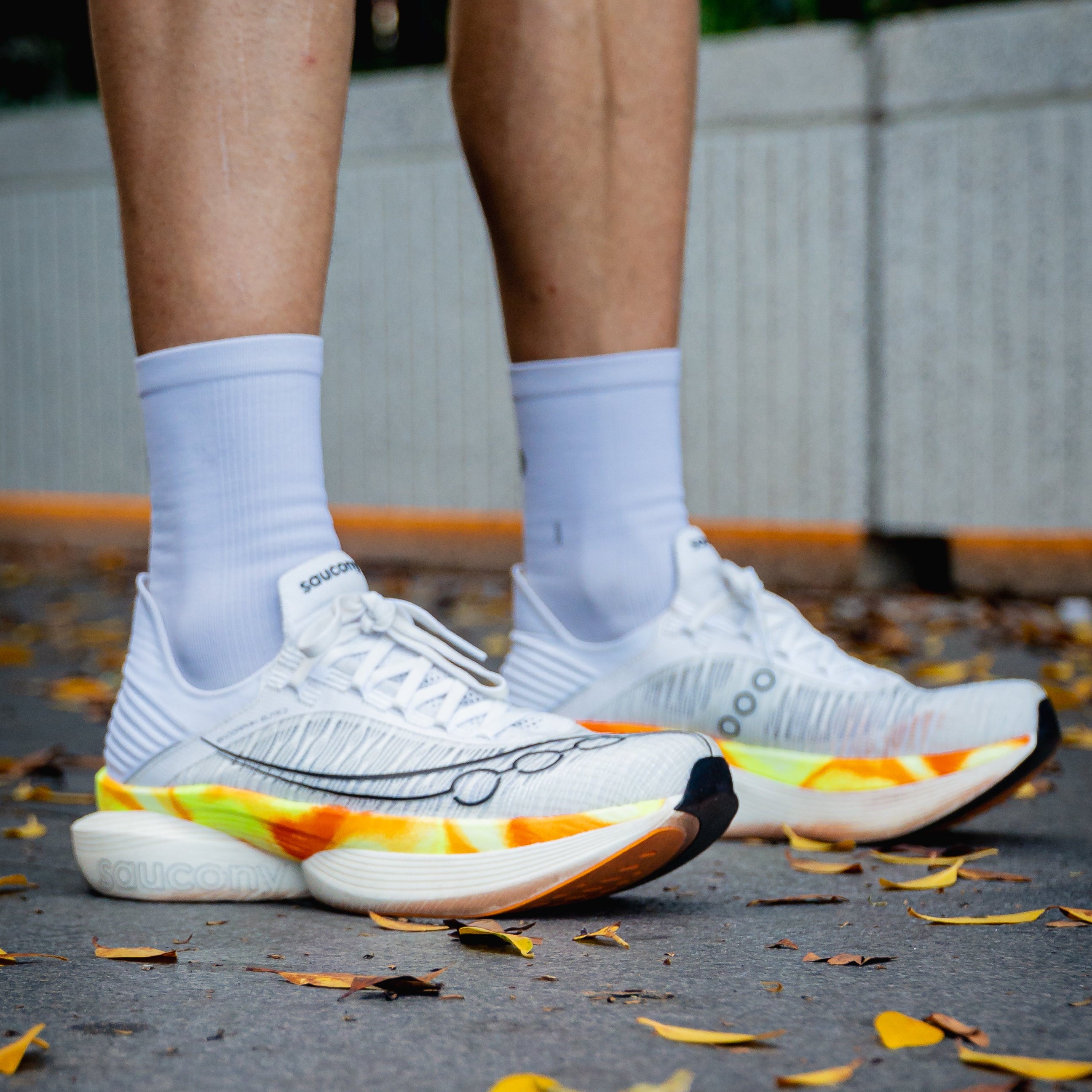 Unisex Saucony Endorphin Elite 2