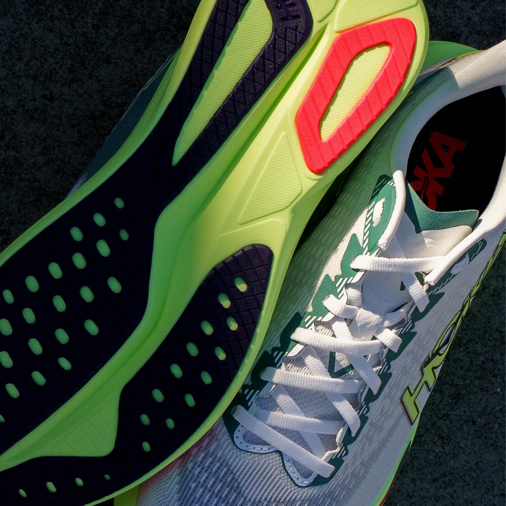 Womens HOKA Mach 7