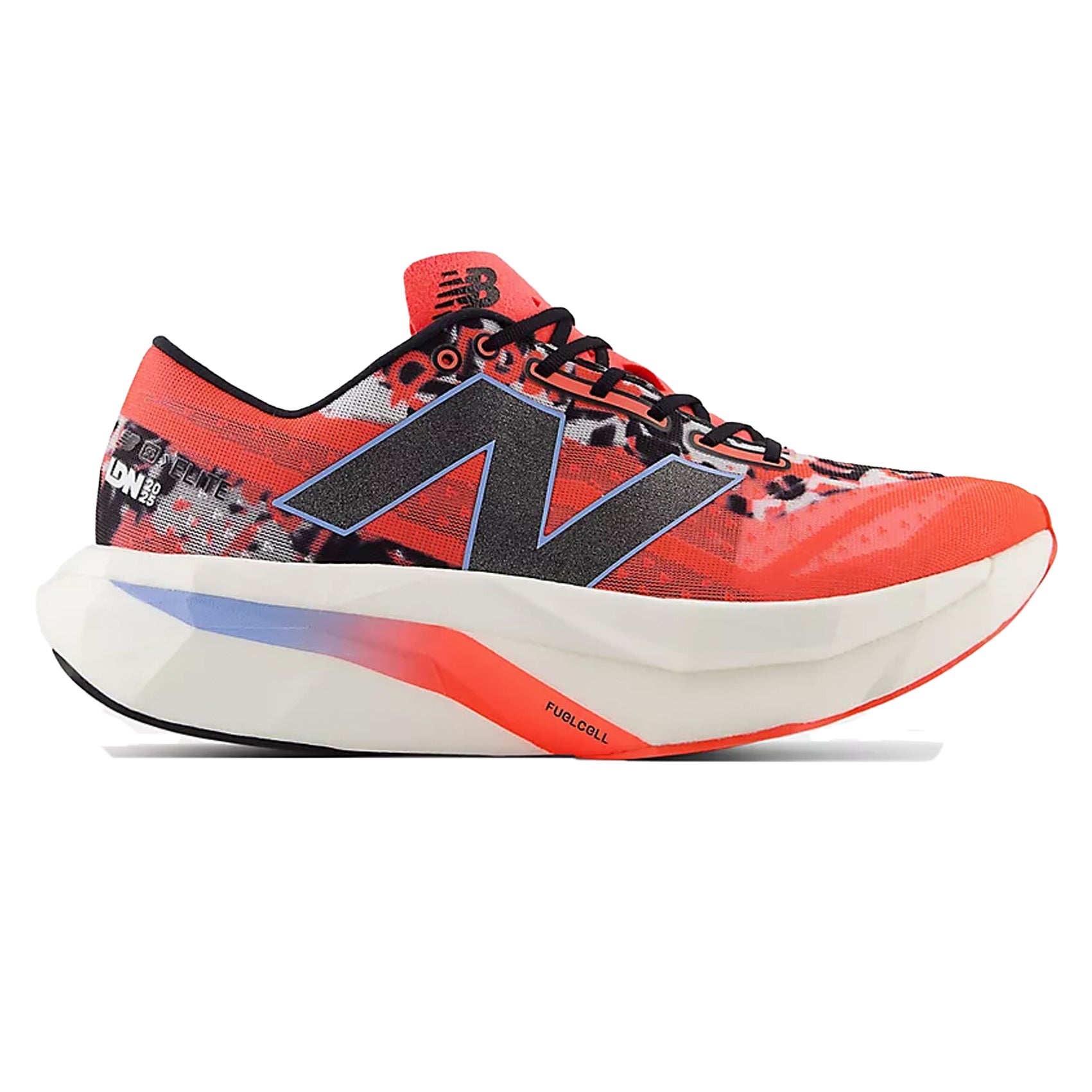 ニューバランス FuelCell SuperComp Elite V4 26.5 Cut in half: New Balance FuelCell SuperComp Elite v4 Review