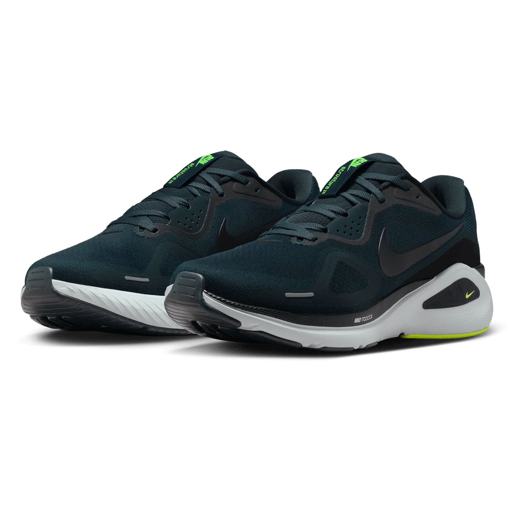 Mens Nike Structure 26