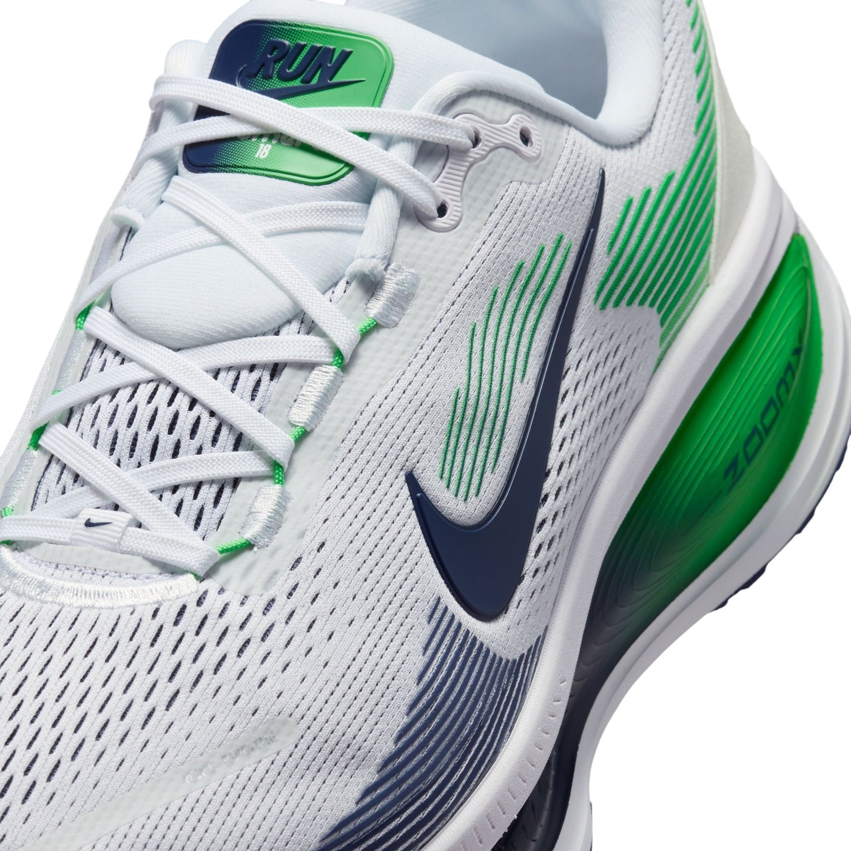 Mens Nike Vomero 18 (Wide)