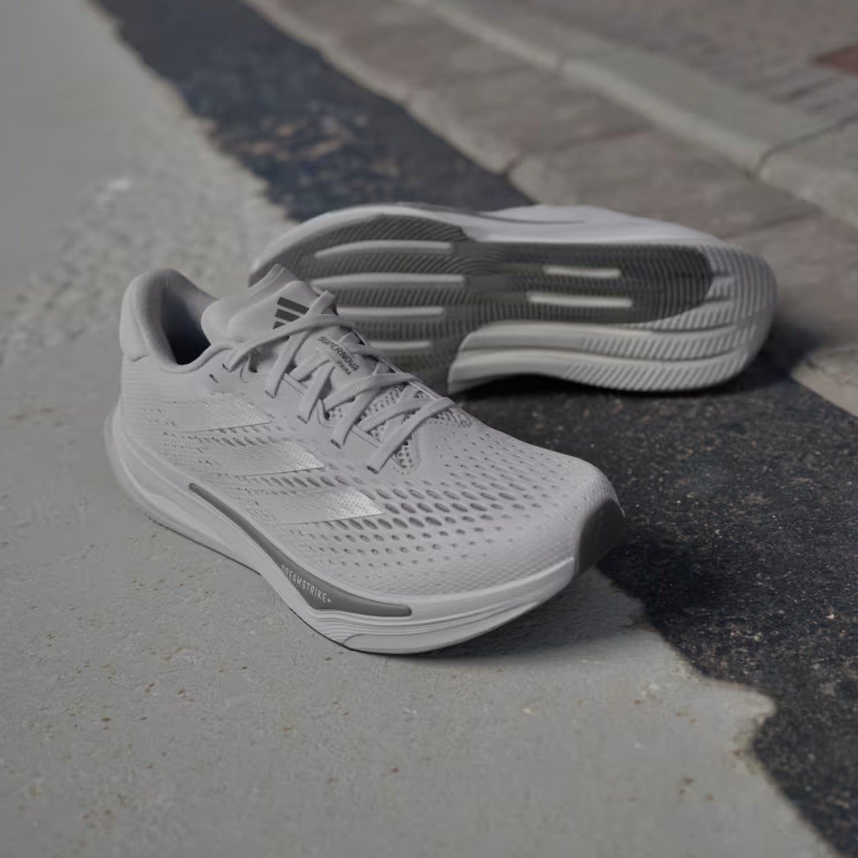 Mens Adidas Supernova Prima
