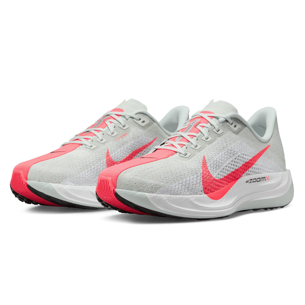 Mens Nike Pegasus Plus | Lightweight Responsive Daily Trainer