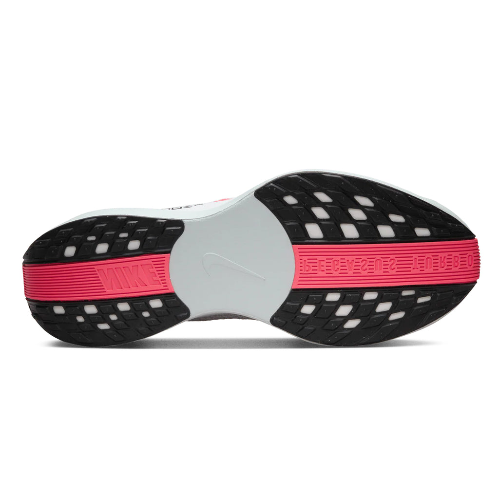 Mens Nike Pegasus Plus | Lightweight Responsive Daily Trainer