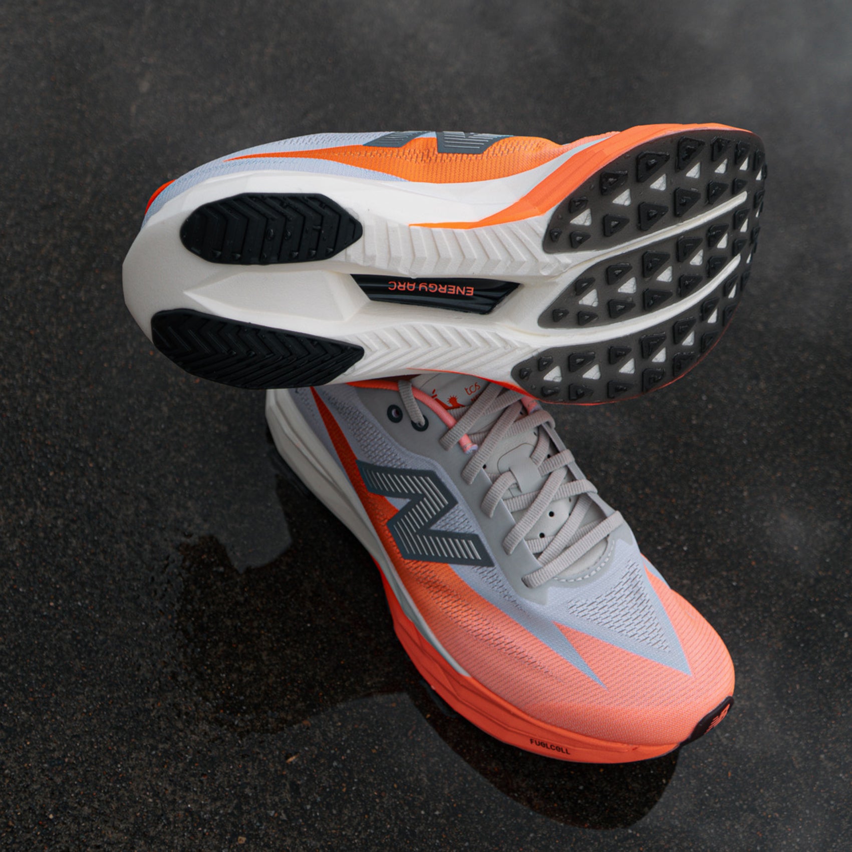 Womens New Balance FuelCell SuperComp Elite v5 TCS NYC Marathon
