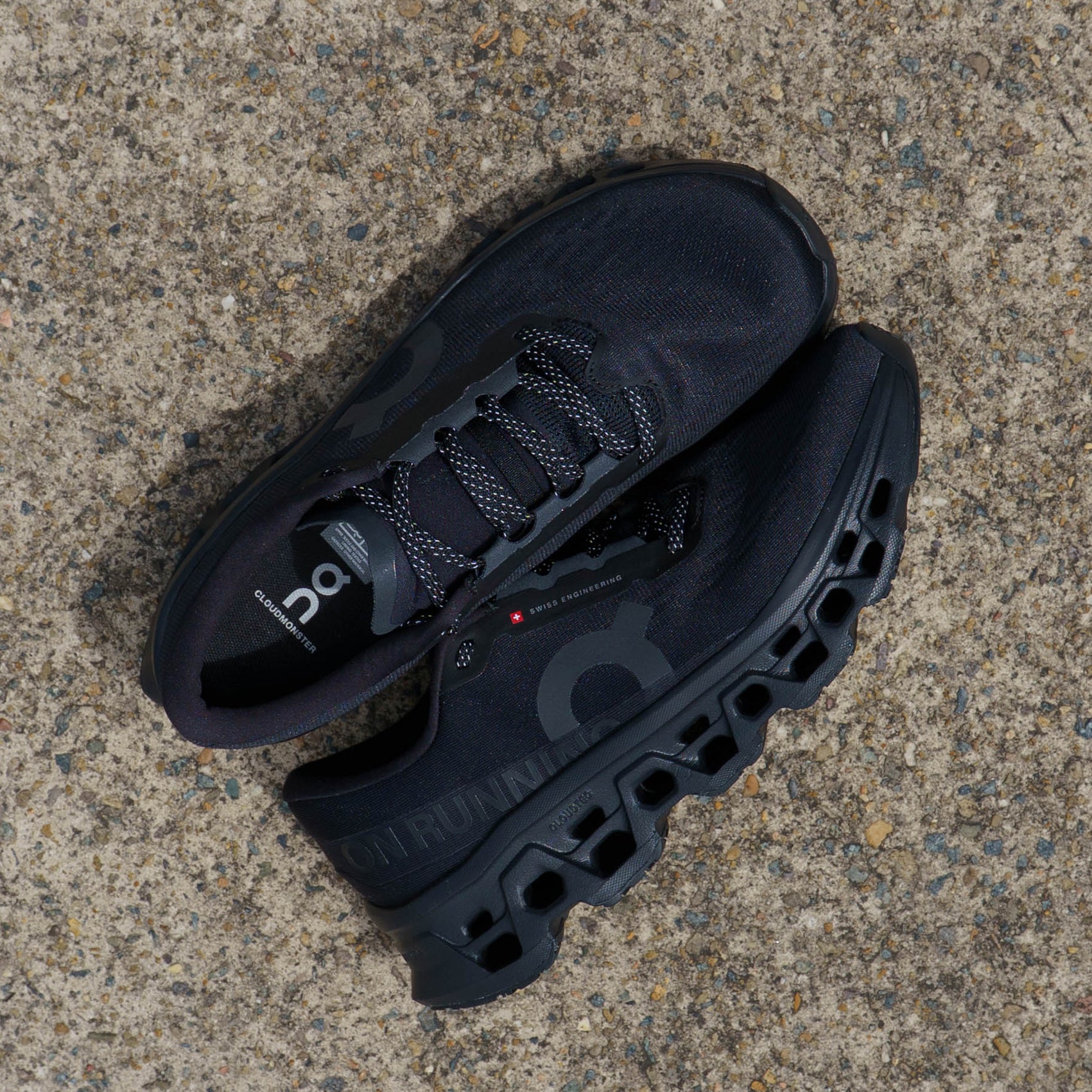 Womens On Running Cloudmonster 3