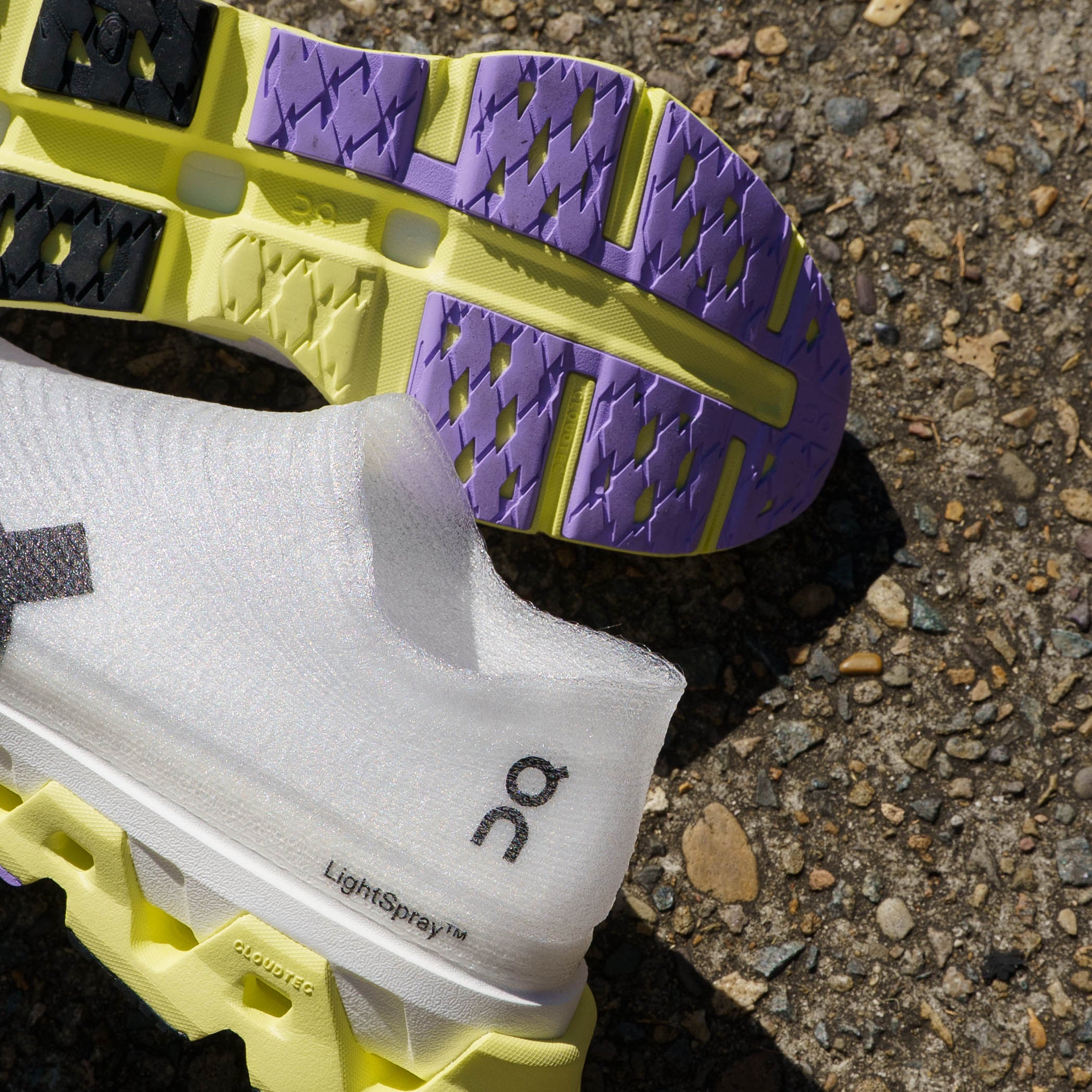 Unisex On Running LightSpray Cloudmonster 3 Hyper