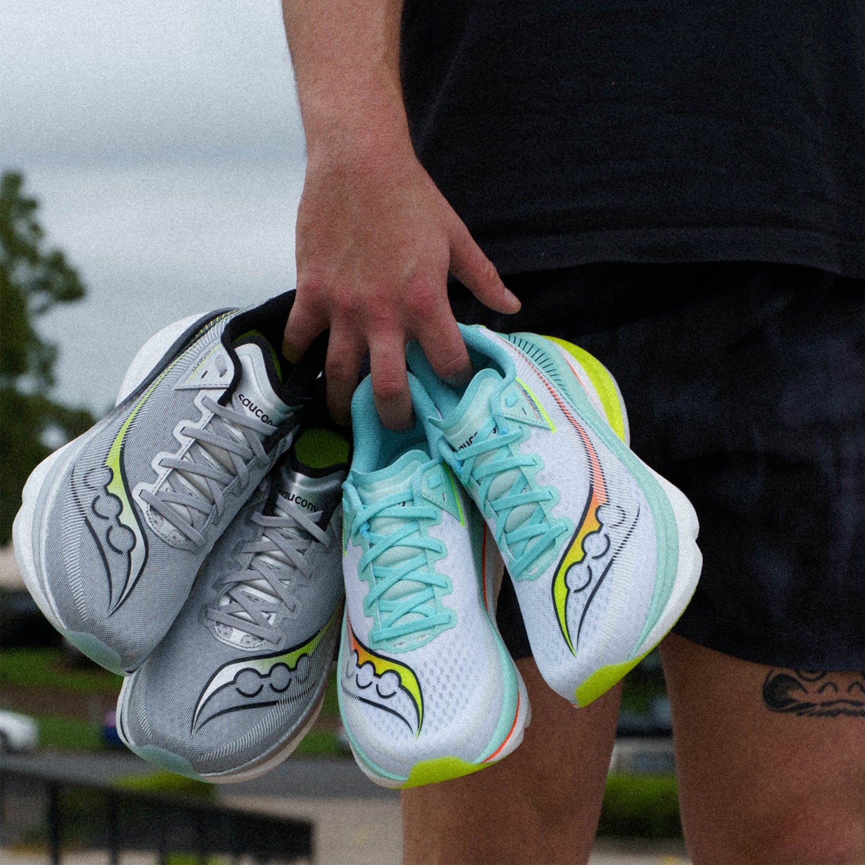 Mens Saucony Endorphin Azura