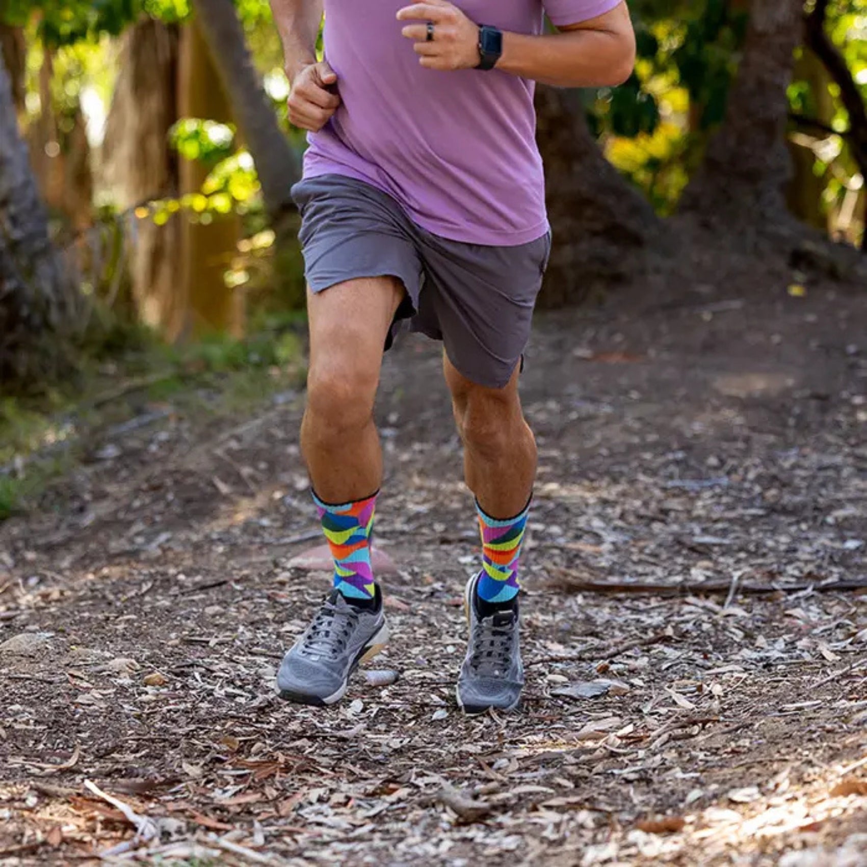 Unisex Injinji Trail Spectrum Midweight Crew Socks
