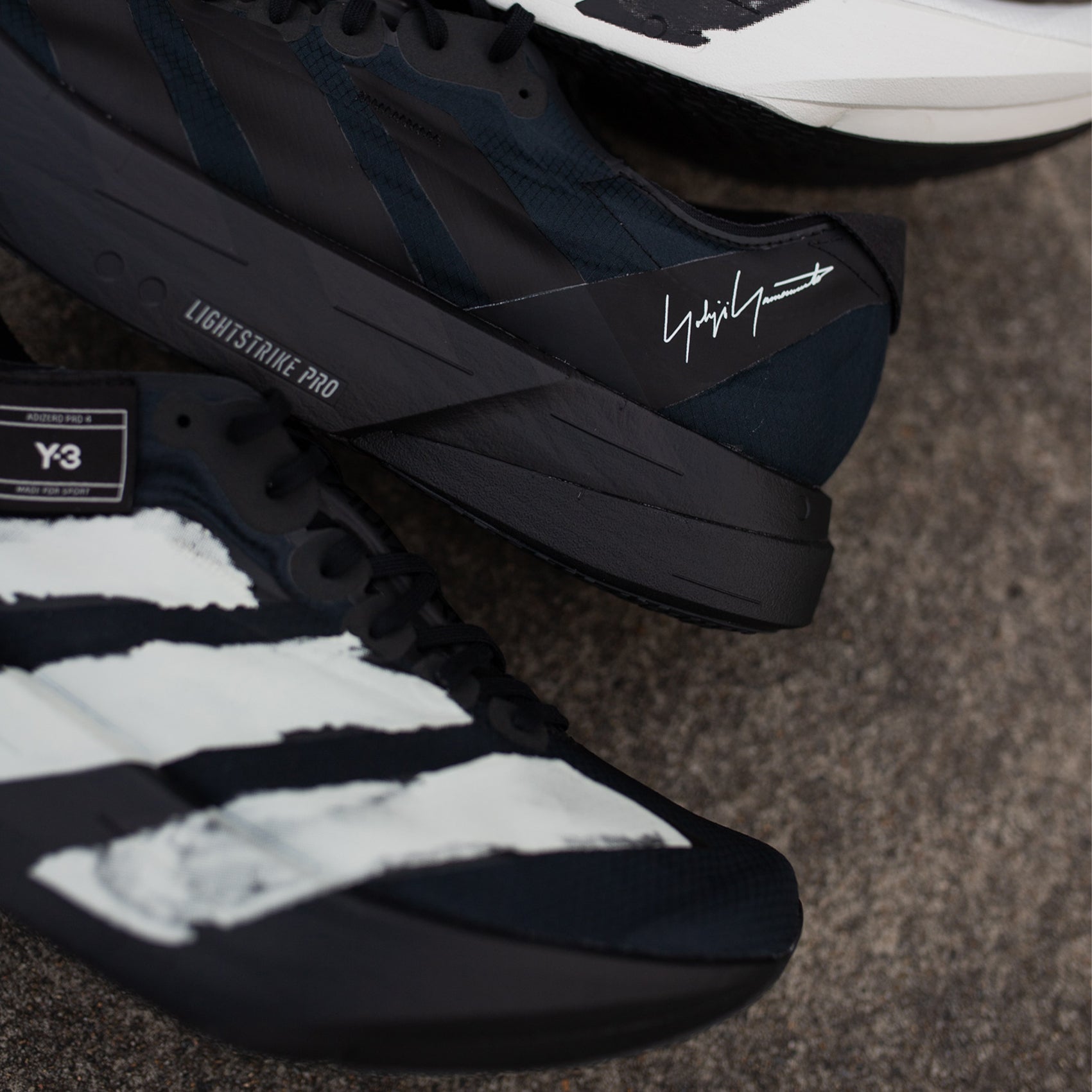 Unisex adidas Y-3 Adios Pro 4
