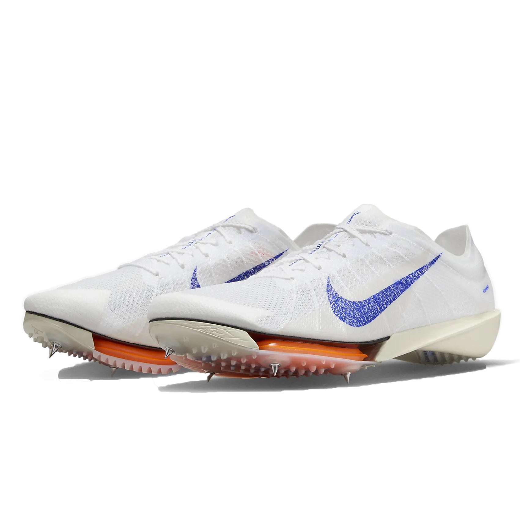 nike spikes 800m