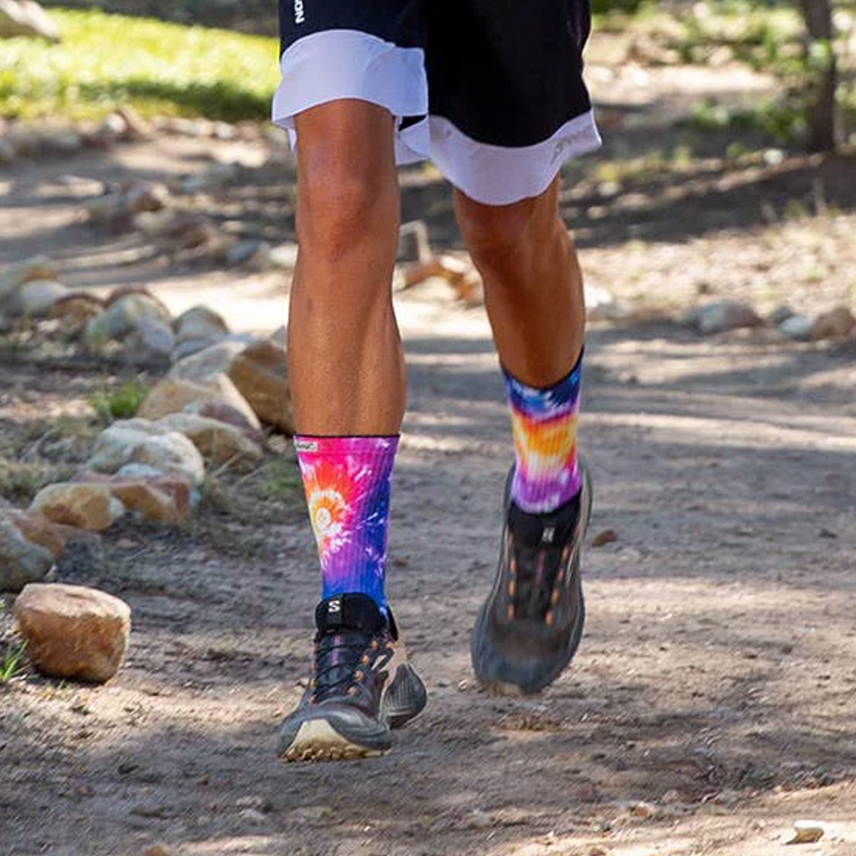 Womens Injinji Trail Spectrum Midweight Crew Socks