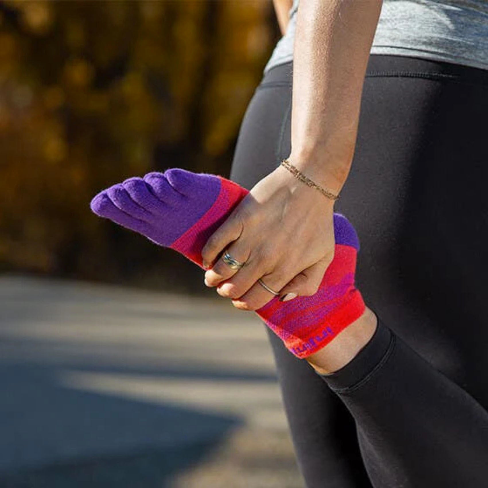 Womens Injinji Ultra Run Mini-Crew Socks