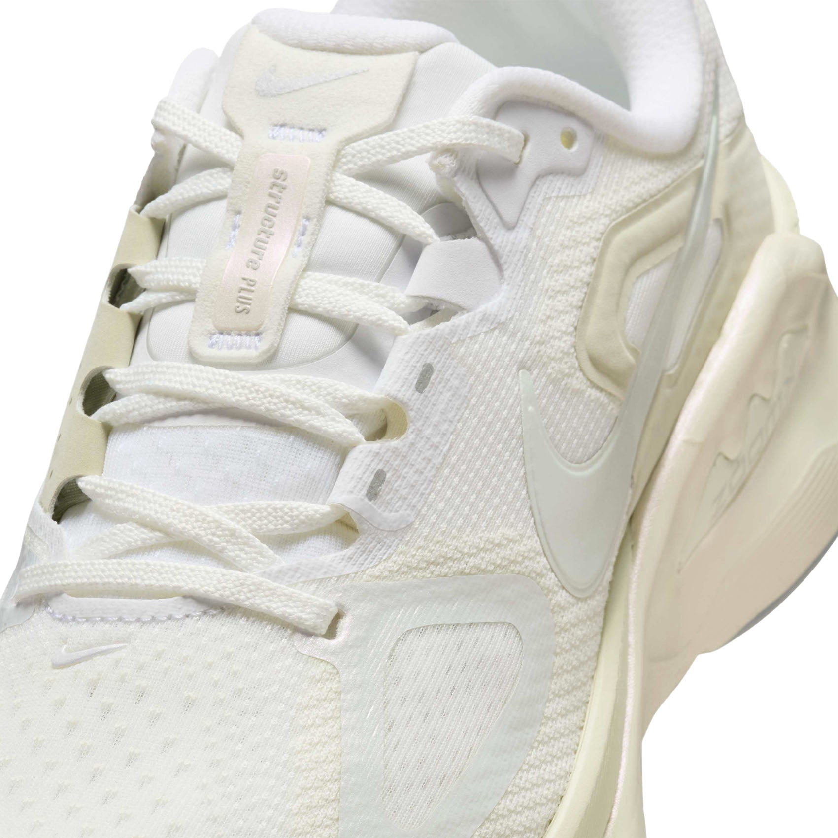 Womens Nike Structure Plus ESS