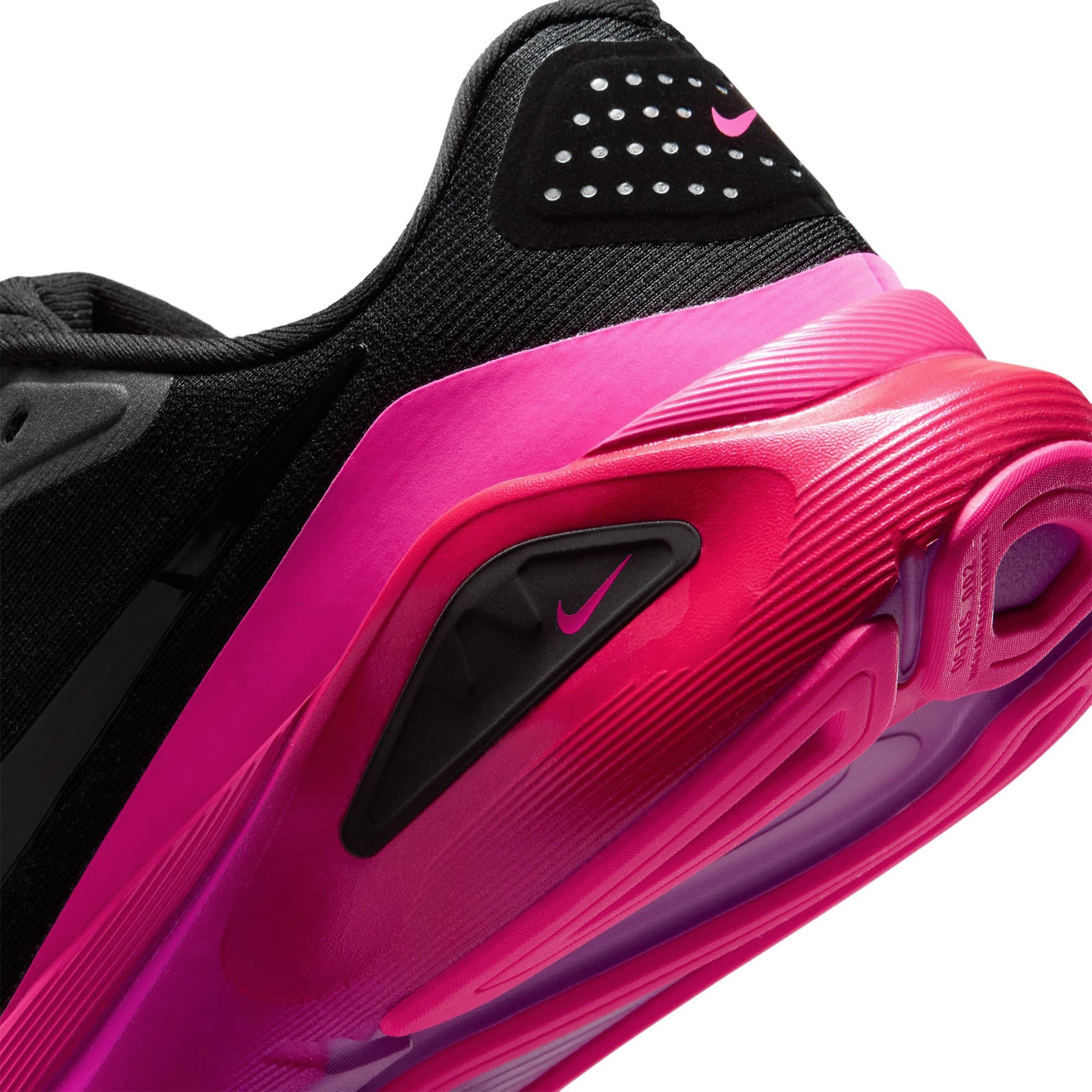Womens Nike Structure 26