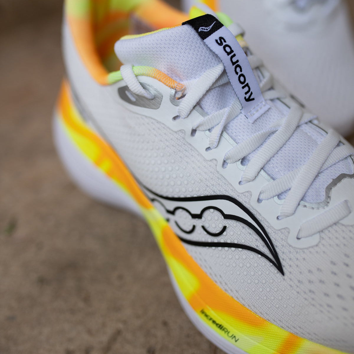 Womens Saucony Endorphin Trainer