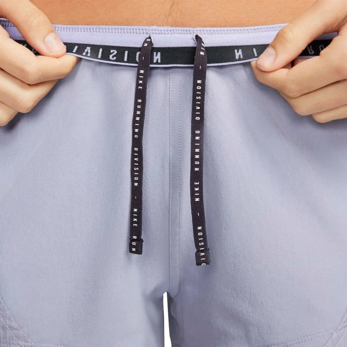 nike tempo luxe run division shorts